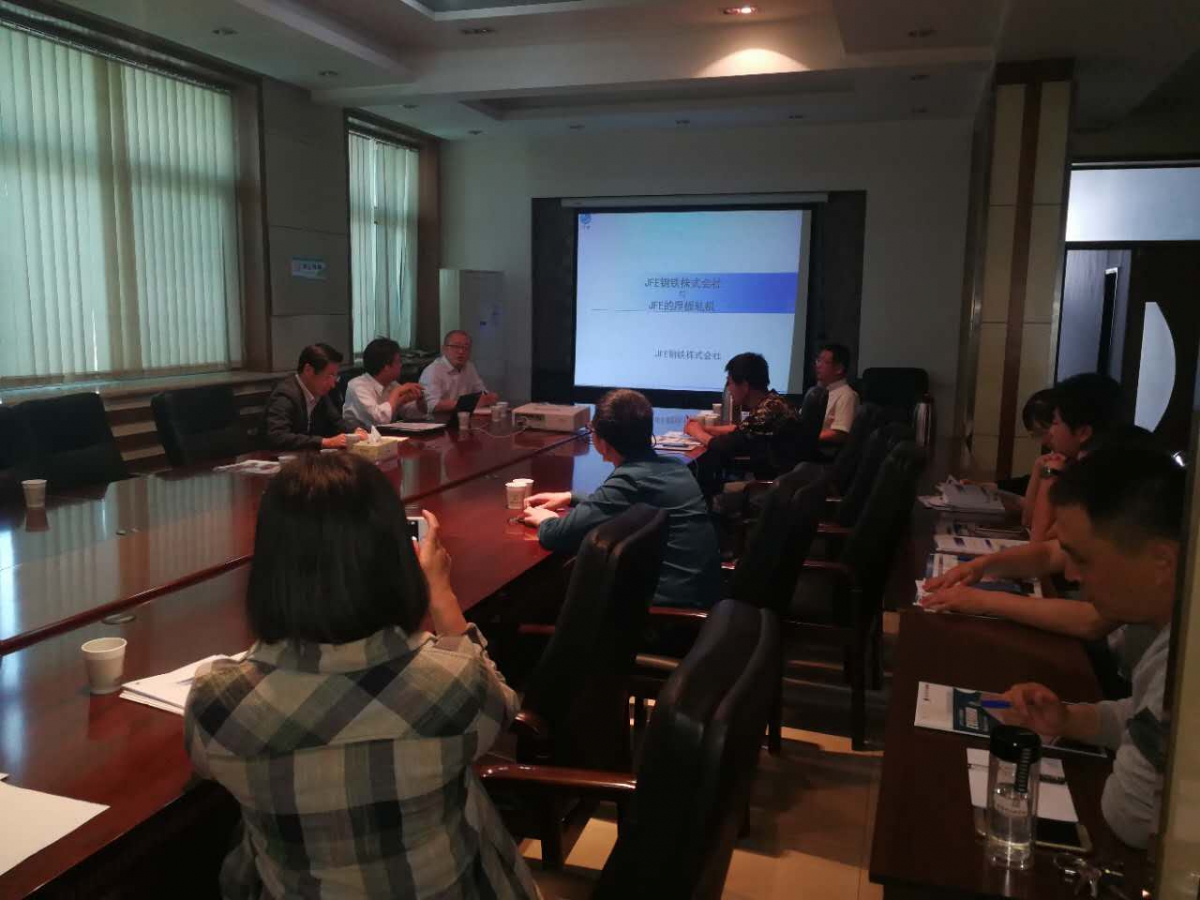 法鋼和JFE的技術(shù)和市場團(tuán)隊訪問煤礦機械設(shè)備制造廠6